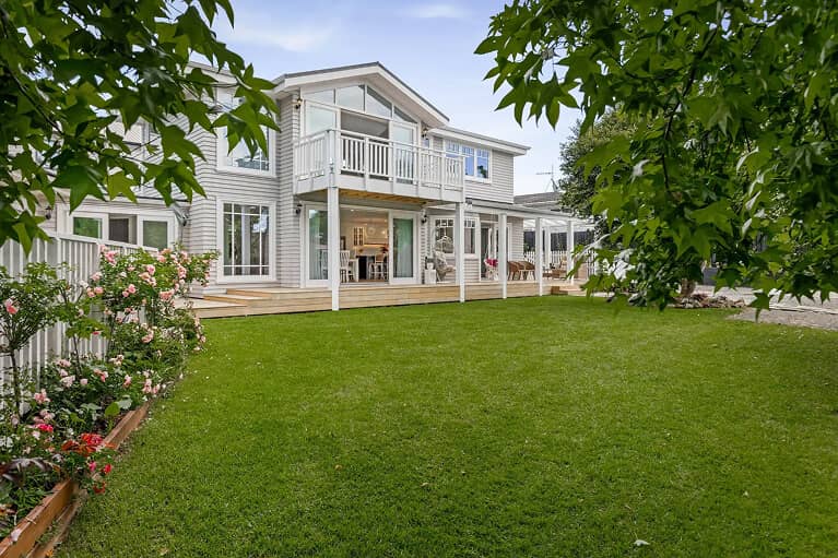 001.-Top-fold-first-photo-Less-than-3MB-19A-Waterloo-Road-58-1-scaled-1 1 (1) (1)